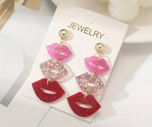 Lip Design Dangle Earrings