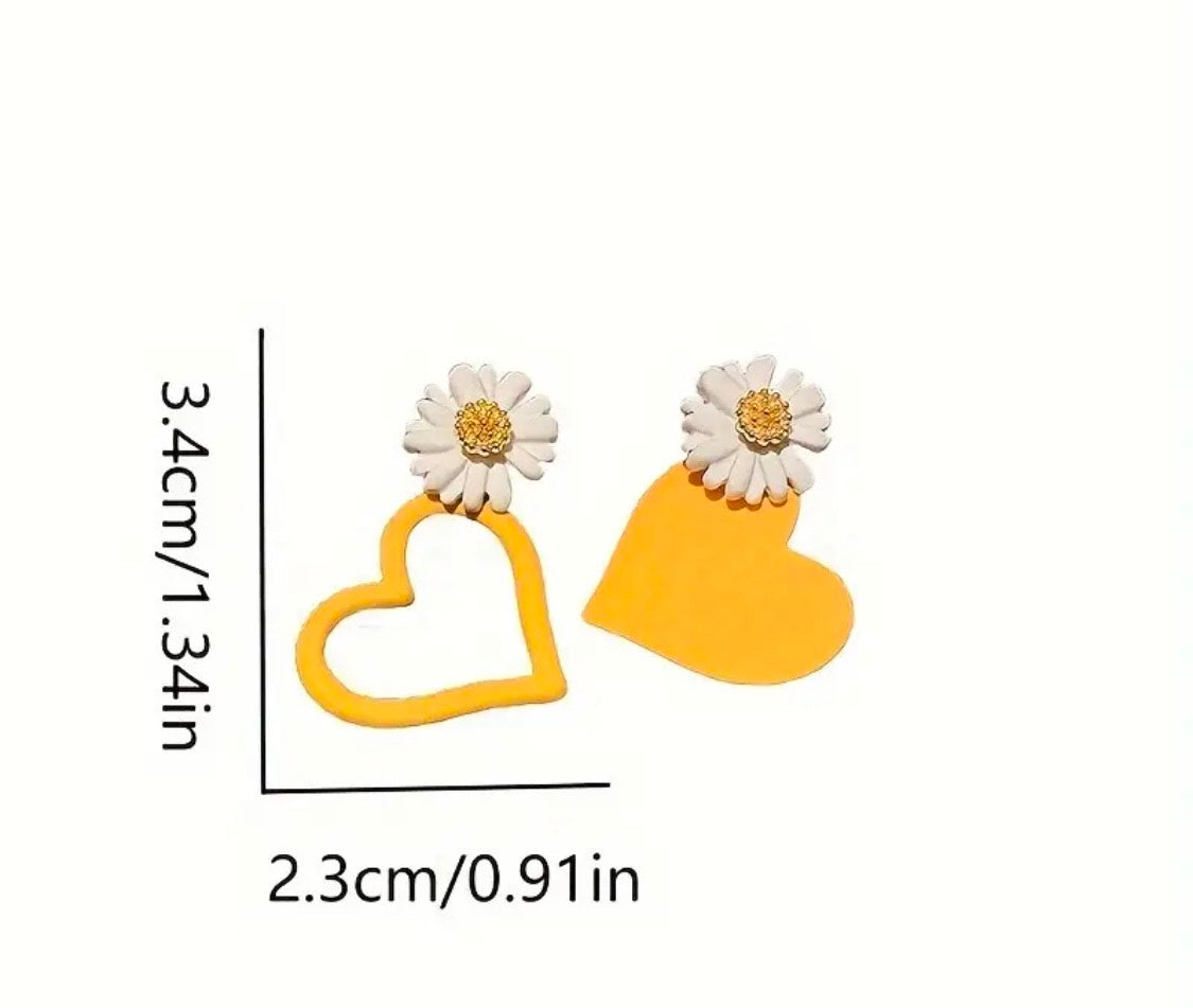 Heart &amp; Daisy Drop Earrings